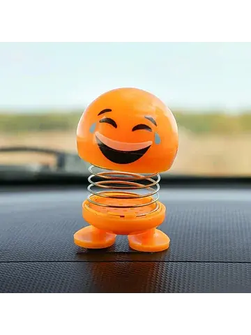 Игрушка на панель автомобиля
