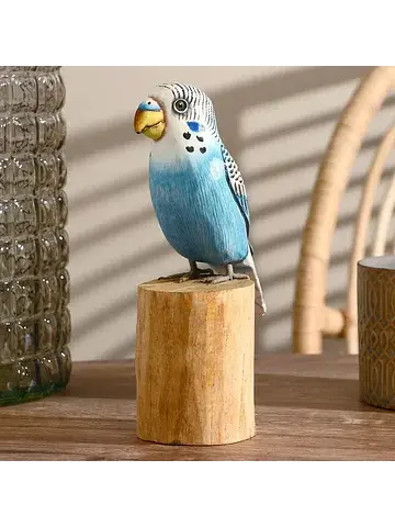 Фигурка деревянная