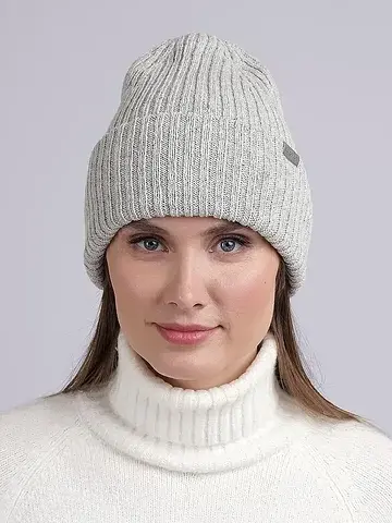 Шапка женская CLEVER