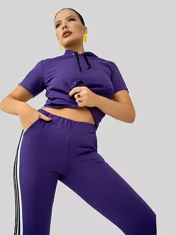 Костюм спортивные