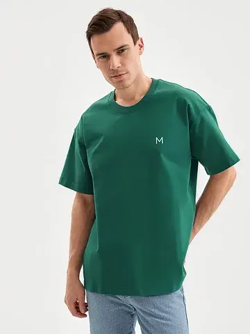 Футболка MINAKU