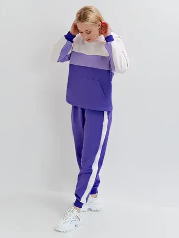 Костюм спортивные