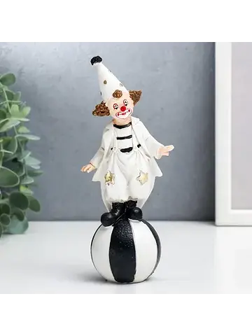 Фигурка полистоун