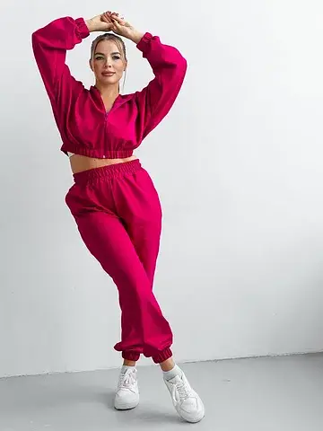 Костюм спортивные