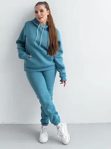 Костюм спортивные