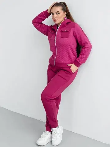 Костюм спортивные