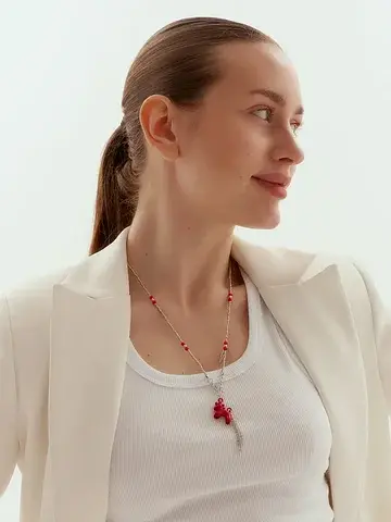 Кулон на цепочке QF