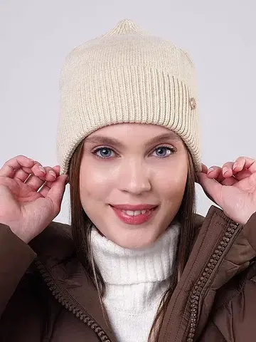 Шапка женская CLEVER