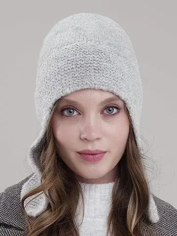 Шапка женская CLEVER