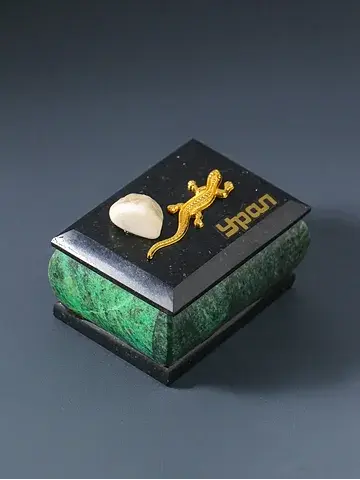 Шкатулка для украшений