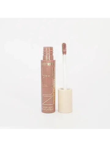 Блеск для губ лаковый NUDE HARMONY Outfi