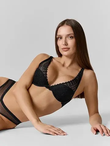 Бюстгальтер с мягкими чашками женский че