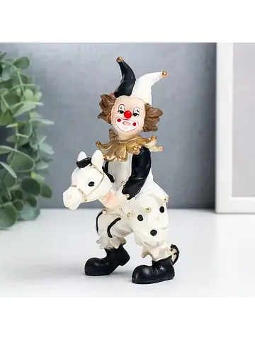 Фигурка полистоун